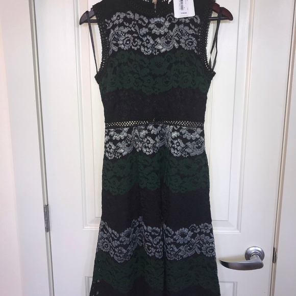 Tags on Tom Baker Dress - Picture 6 of 8